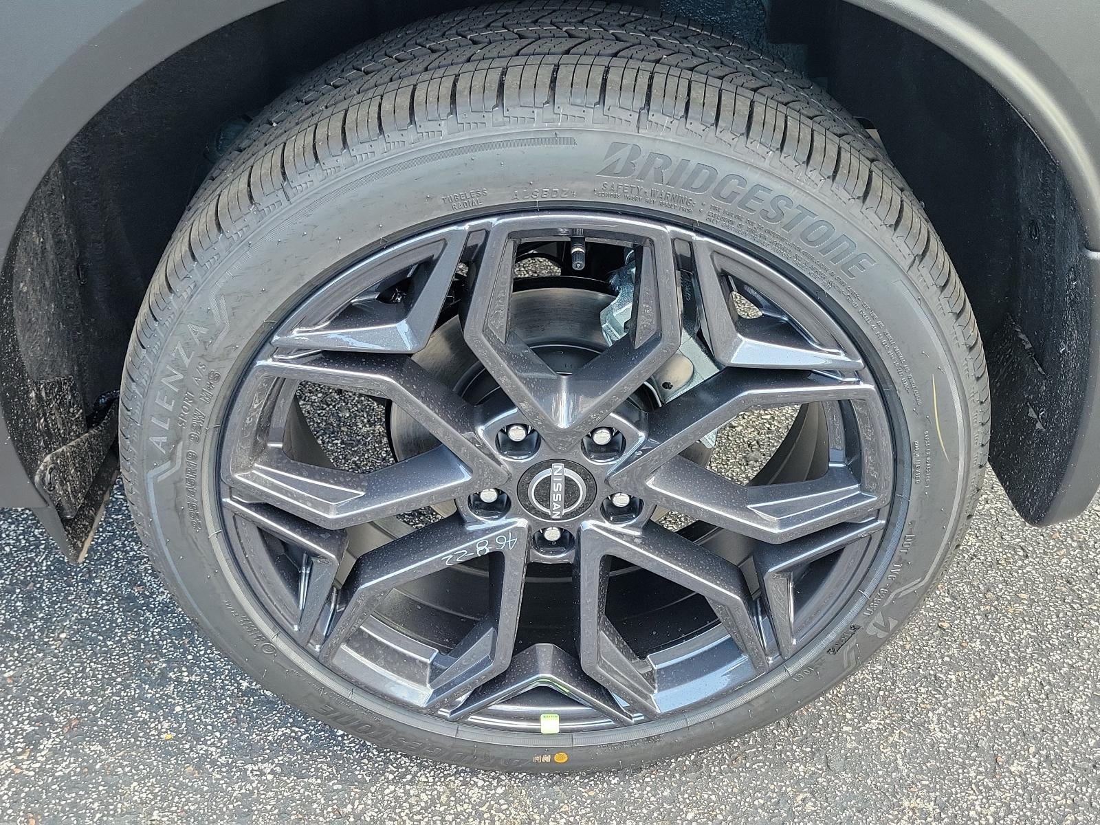 2026 Nissan Kicks SR FWD