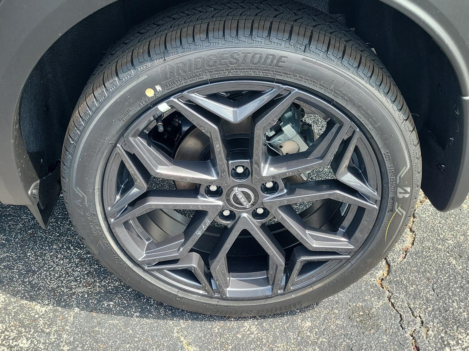 2026 Nissan Kicks SR FWD