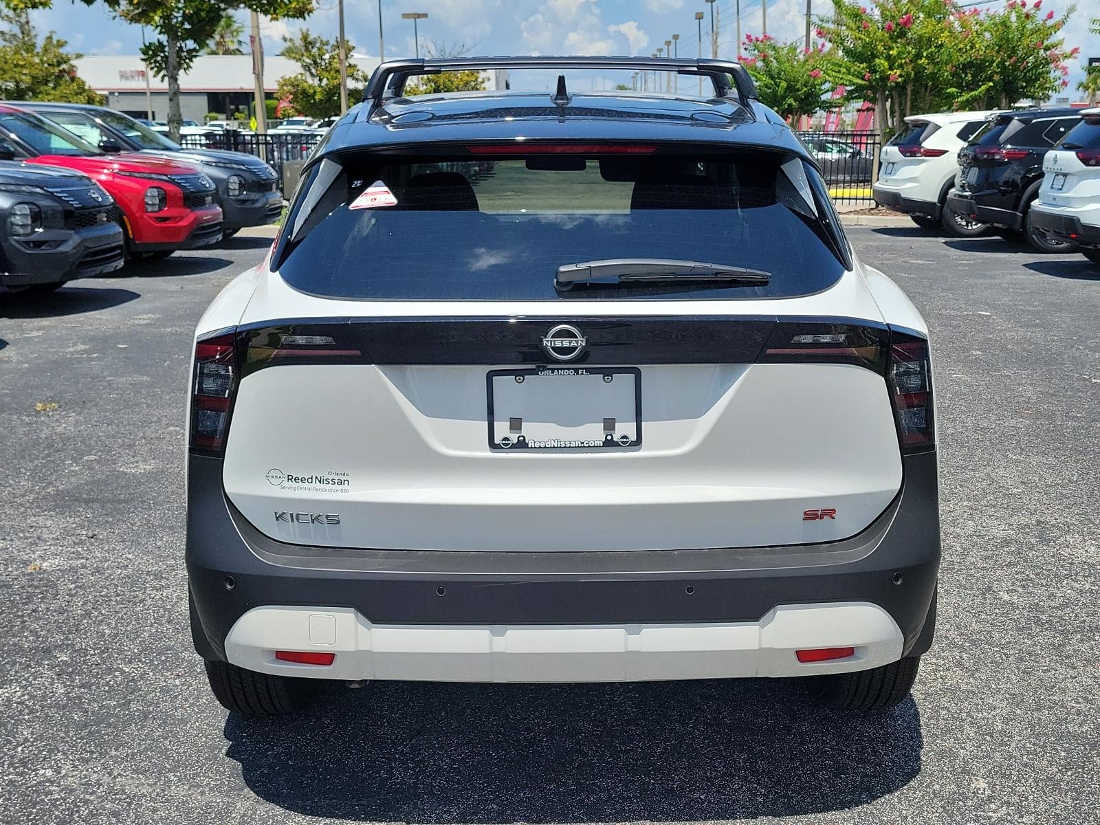2026 Nissan Kicks SR FWD