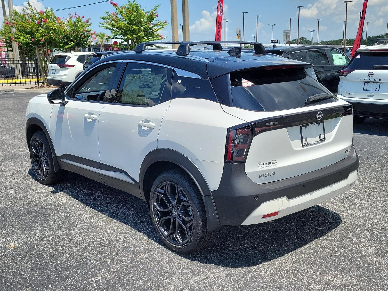 2026 Nissan Kicks SR FWD