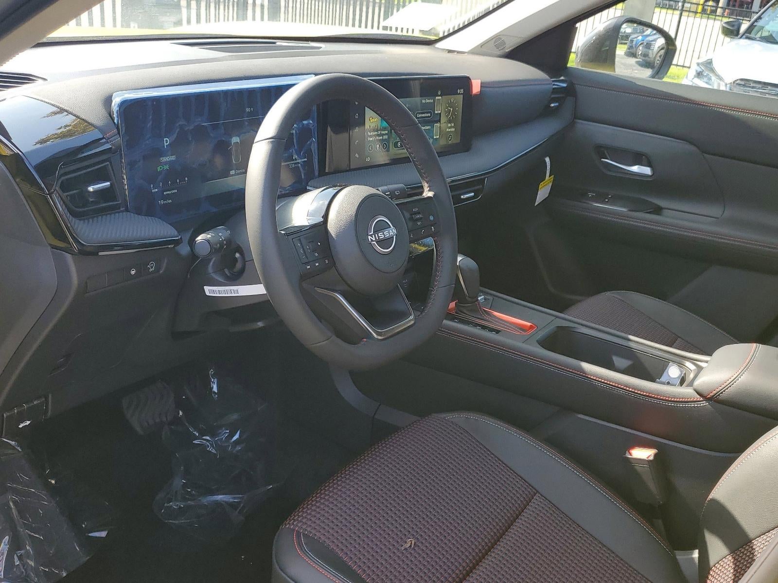 2025 Nissan Kicks SR FWD