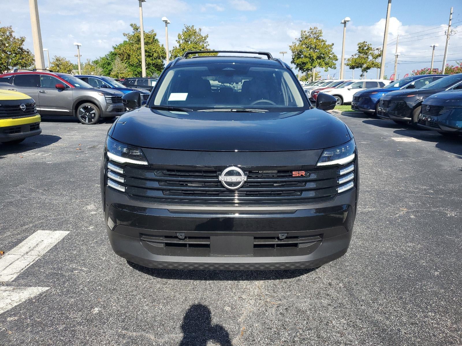 2025 Nissan Kicks SR FWD