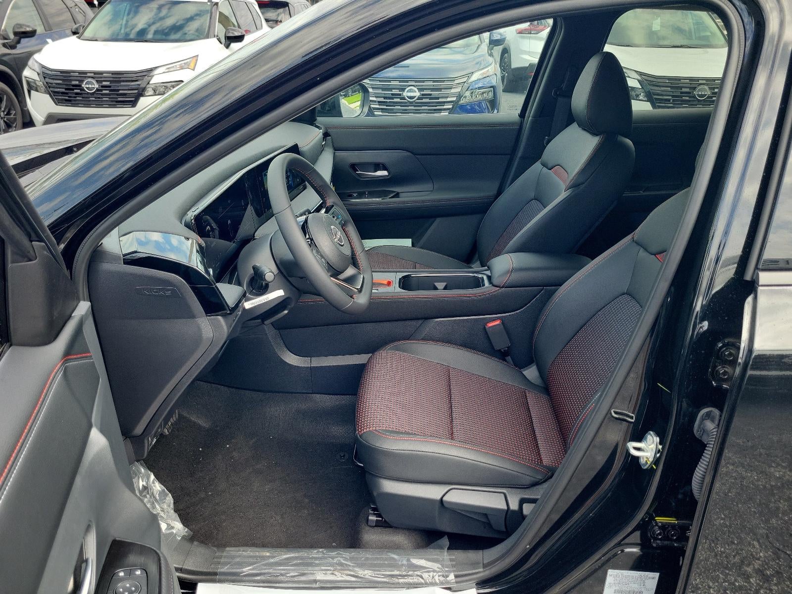 2026 Nissan Kicks SR FWD
