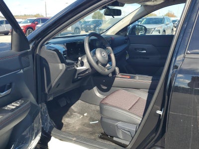 2026 Nissan Kicks SR FWD