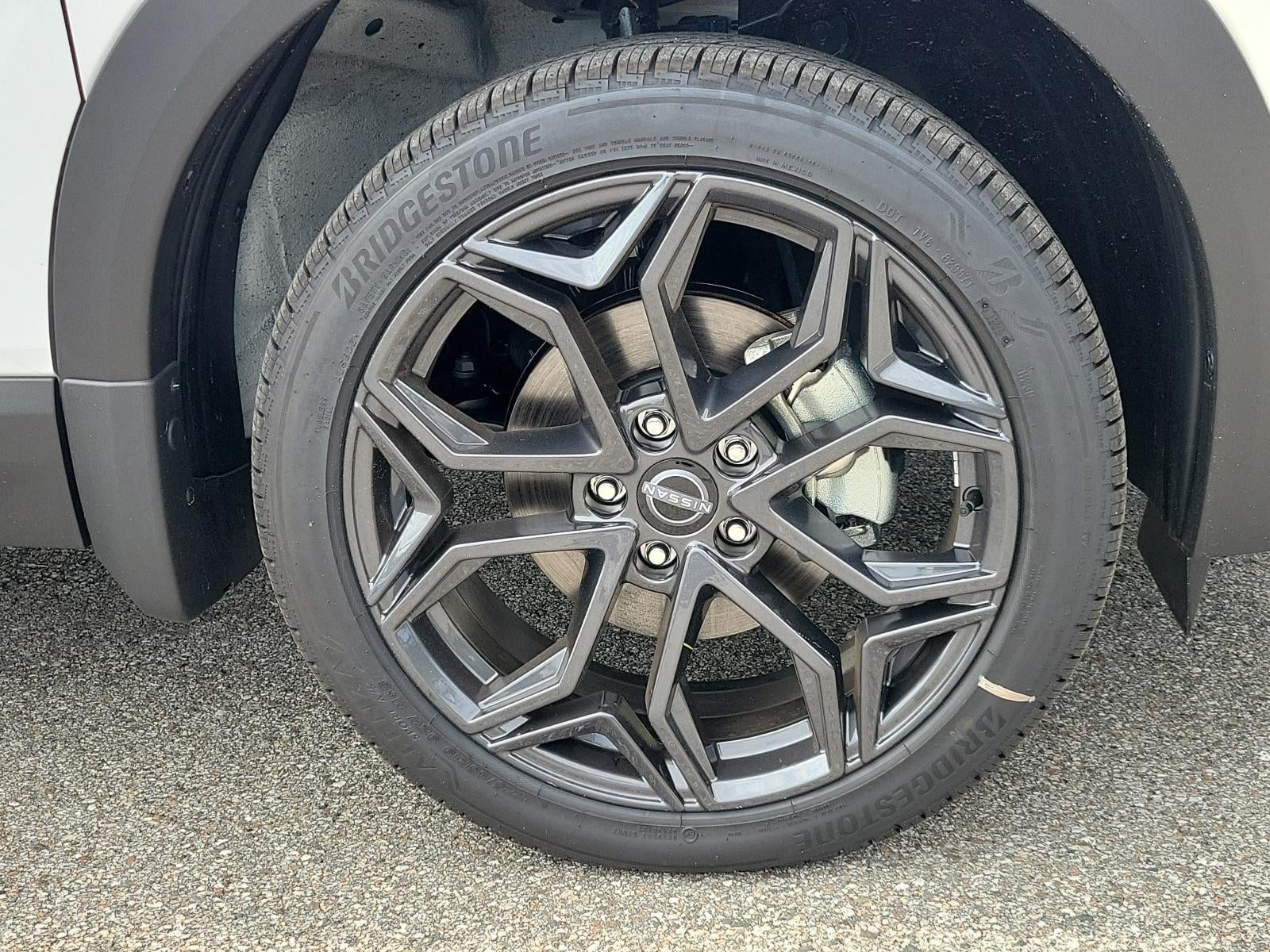 2026 Nissan Kicks SR FWD