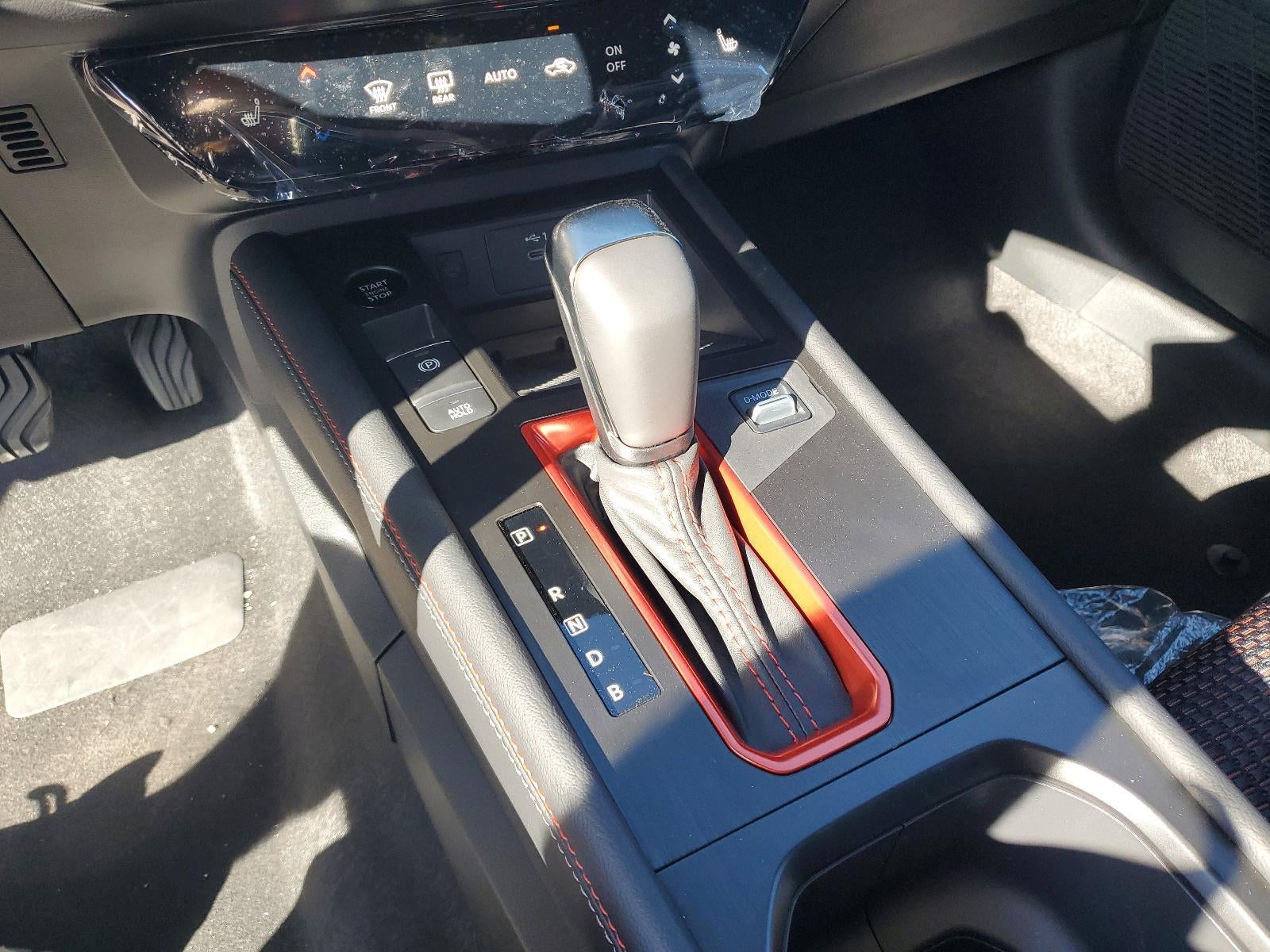 2026 Nissan Kicks SR FWD