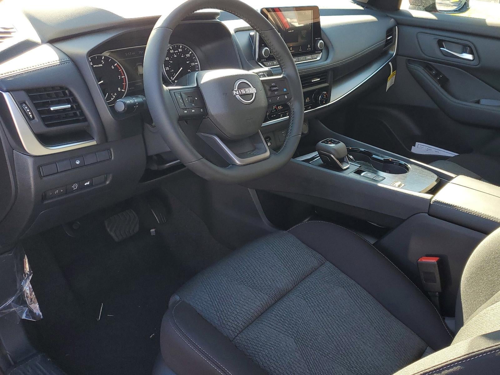 2026 Nissan Rogue FWD SV *Ltd Avail*