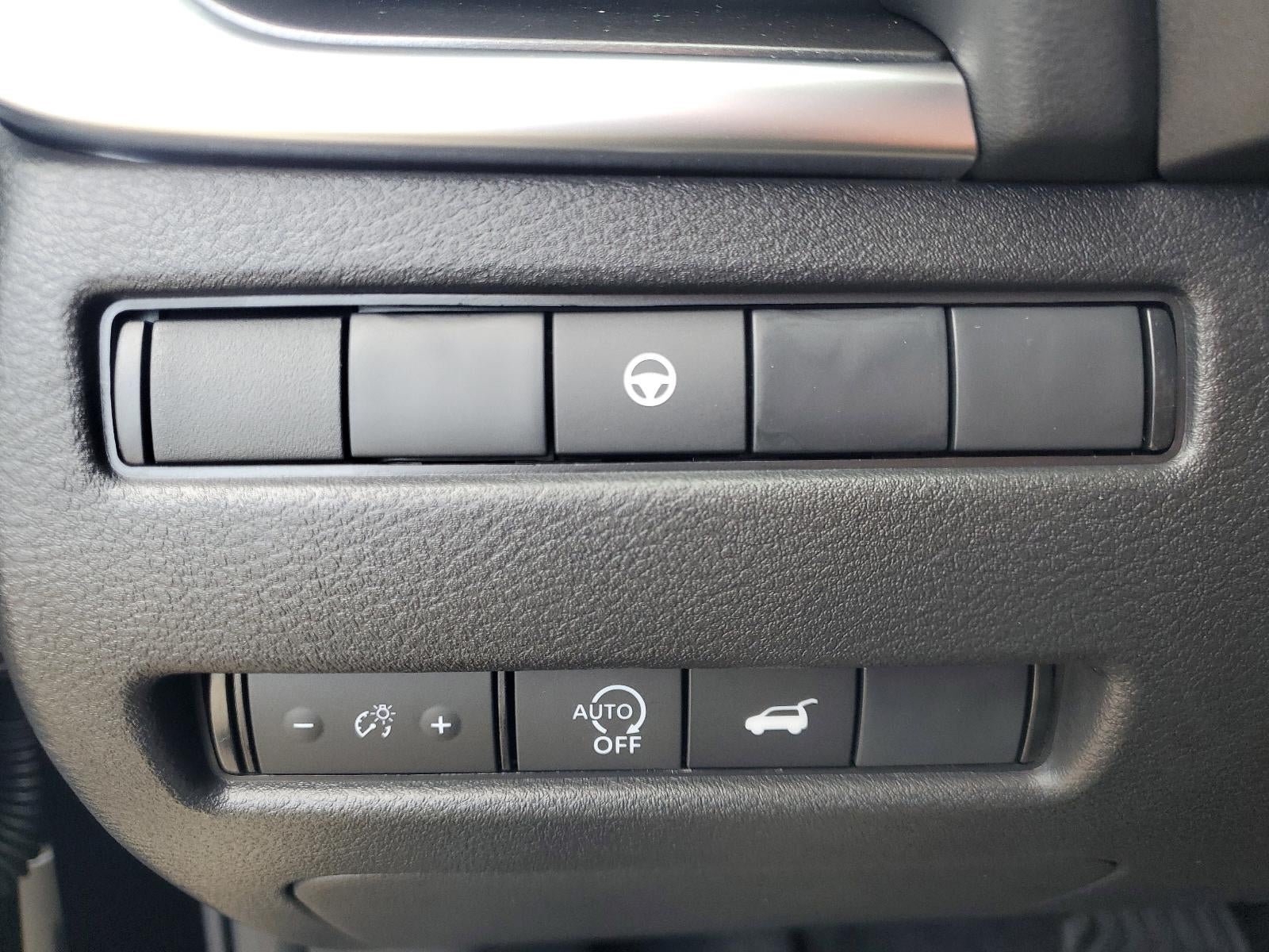 2026 Nissan Rogue FWD SV *Ltd Avail*