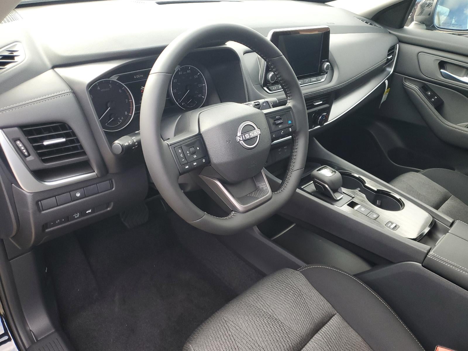 2026 Nissan Rogue FWD SV *Ltd Avail*