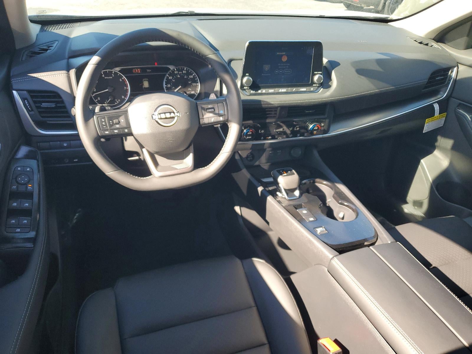 2026 Nissan Rogue 2026.5 FWD Dark Armor