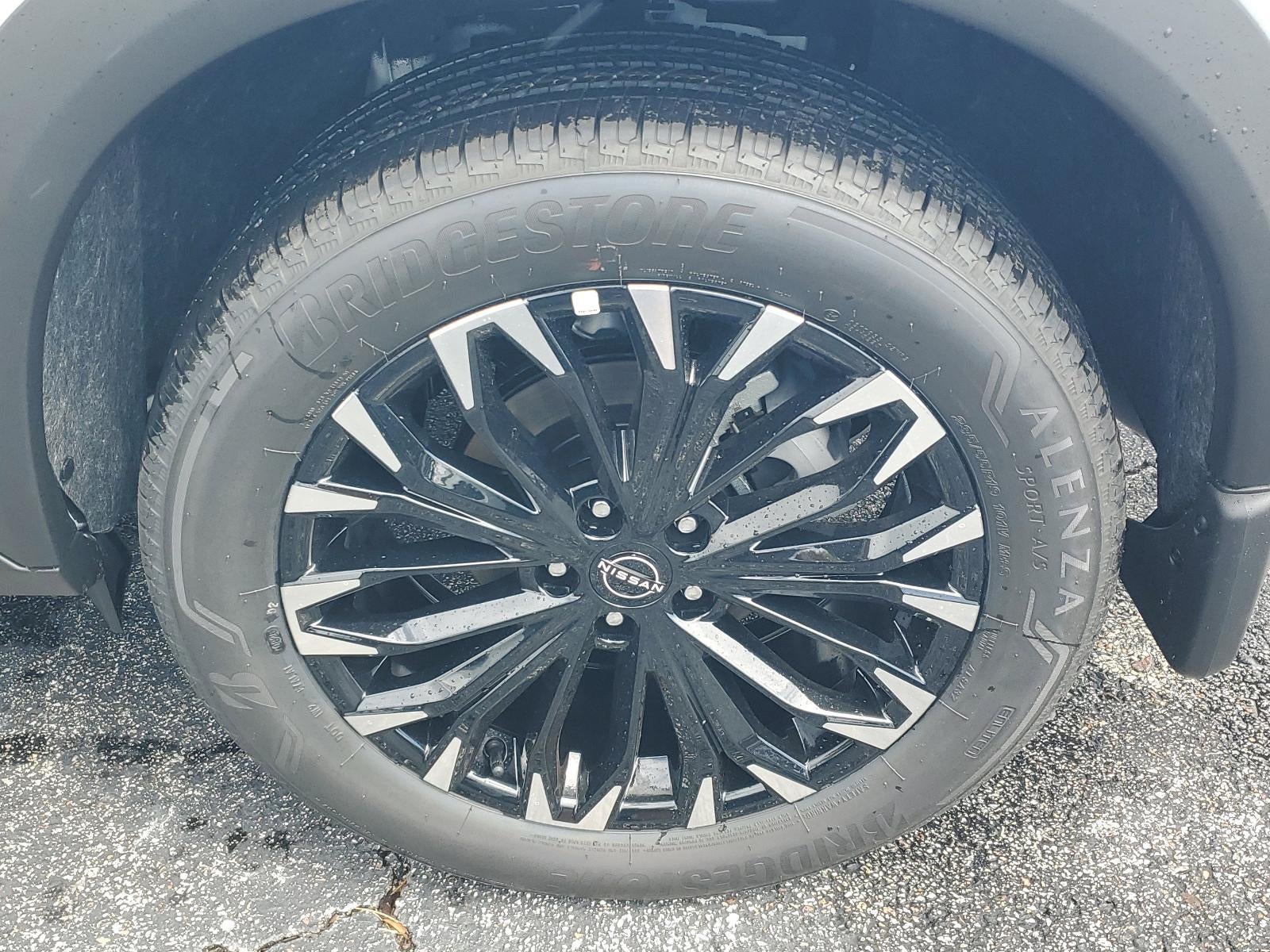 2026 Nissan Rogue 2026.5 FWD Dark Armor