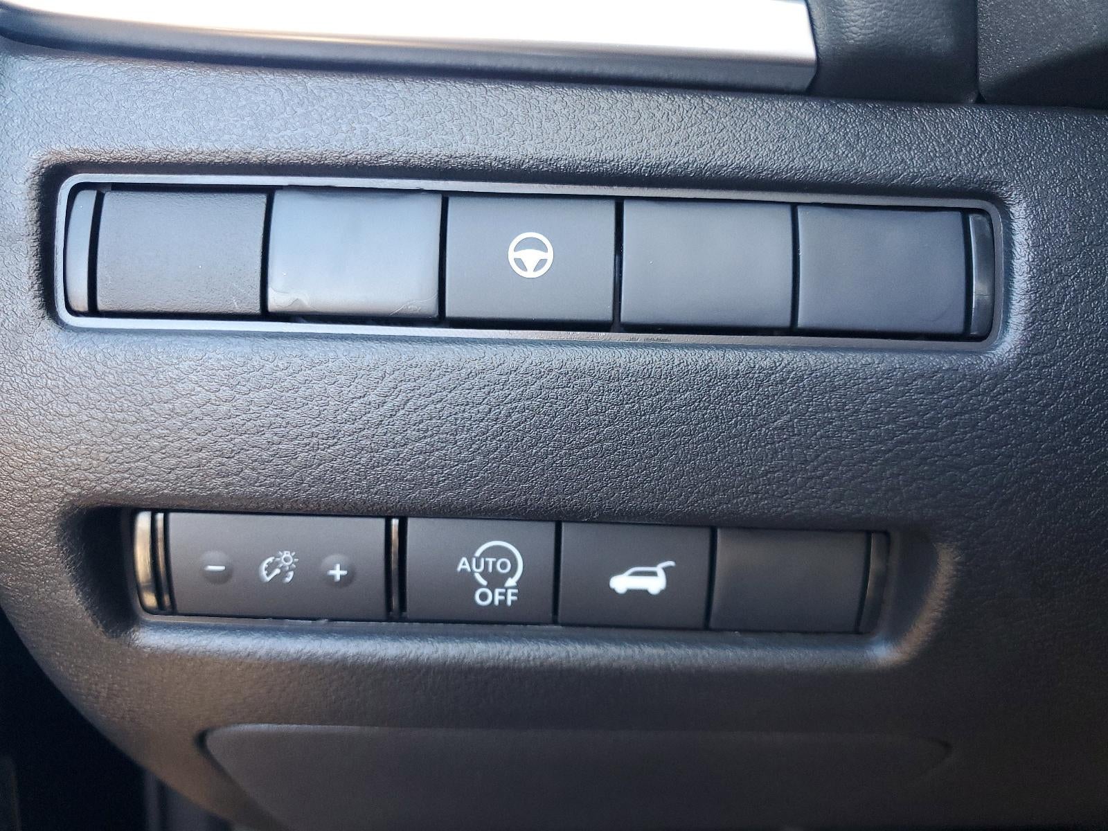 2026 Nissan Rogue FWD SV *Ltd Avail*