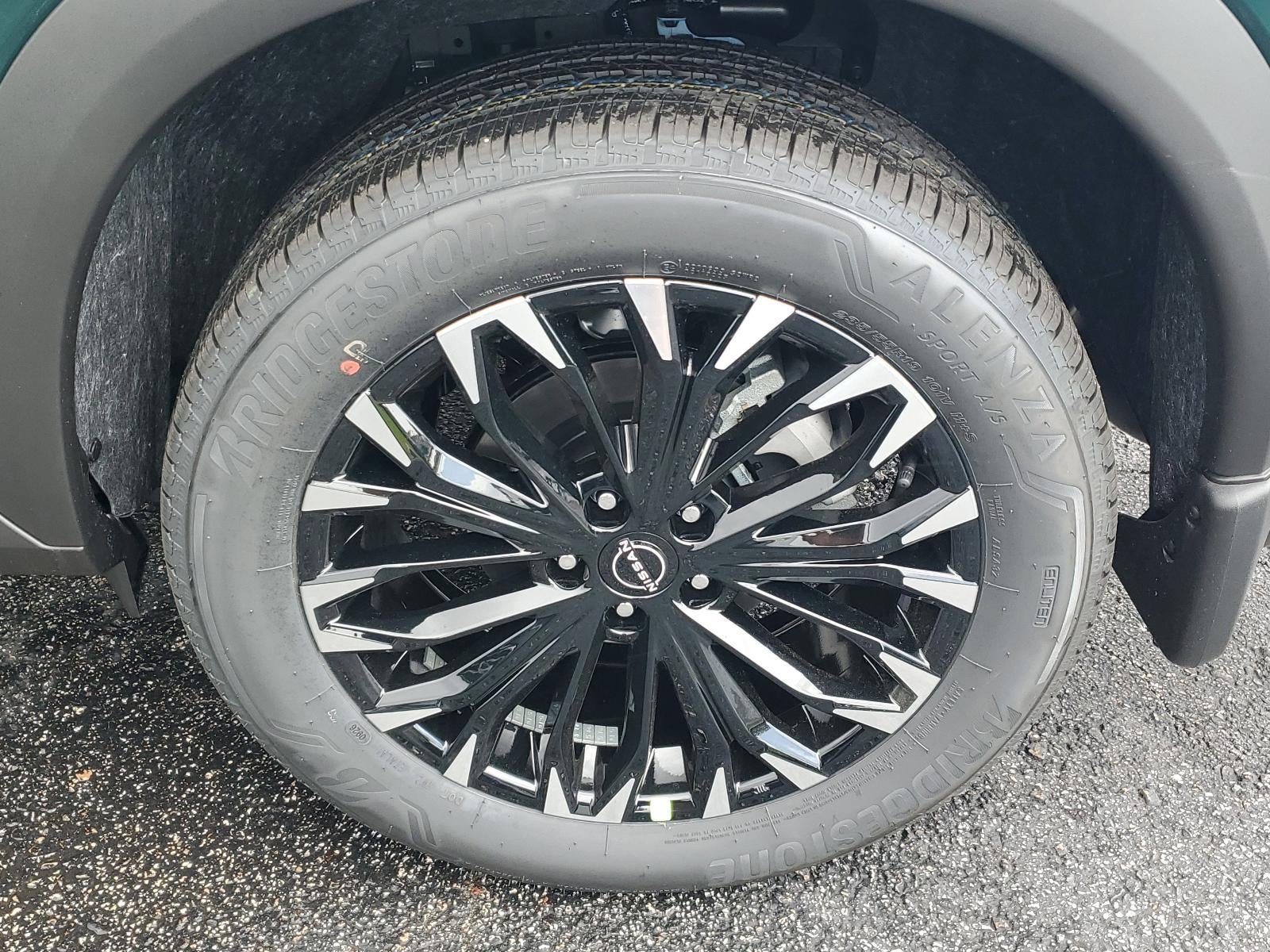 2026 Nissan Rogue 2026.5 FWD Dark Armor