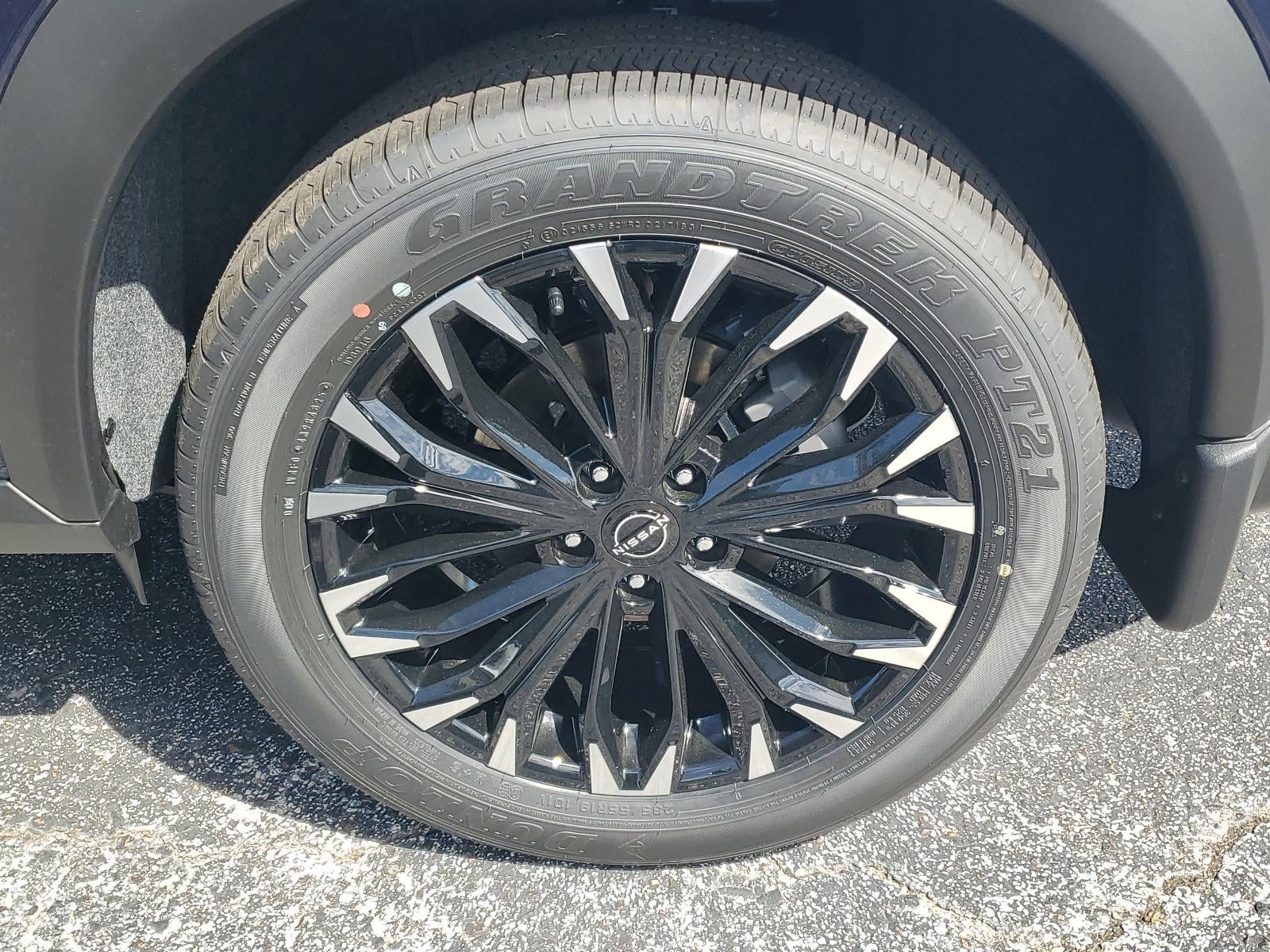 2026 Nissan Rogue 2026.5 FWD Dark Armor