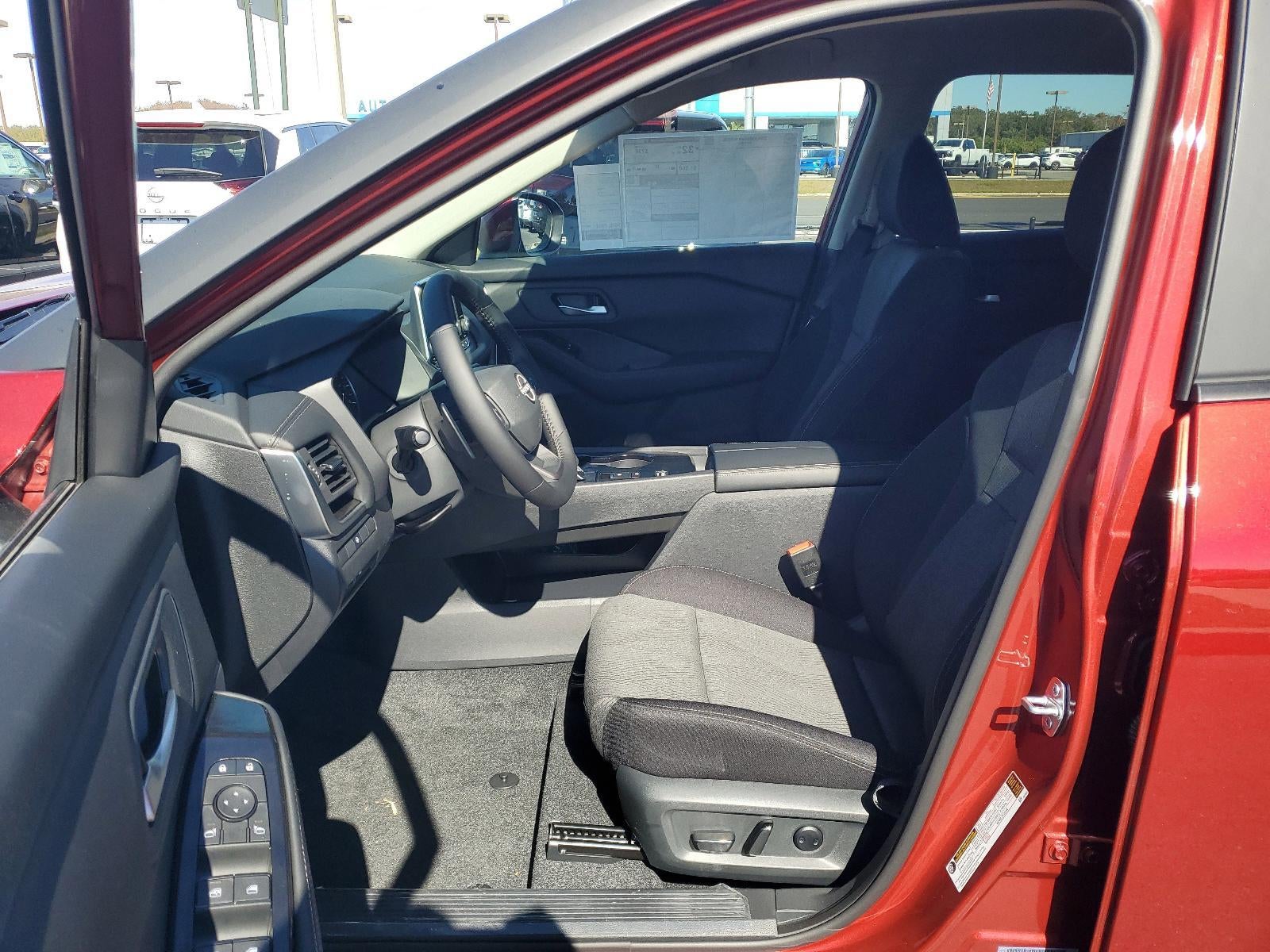 2026 Nissan Rogue 2026.5 FWD SV