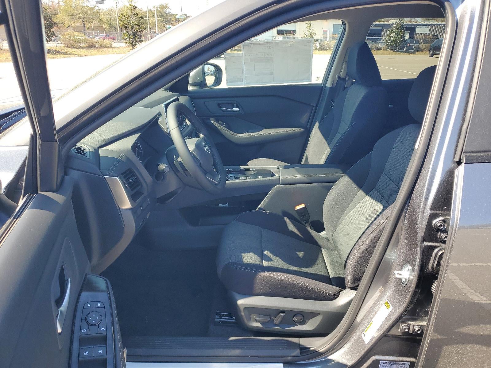 2026 Nissan Rogue 2026.5 FWD SV