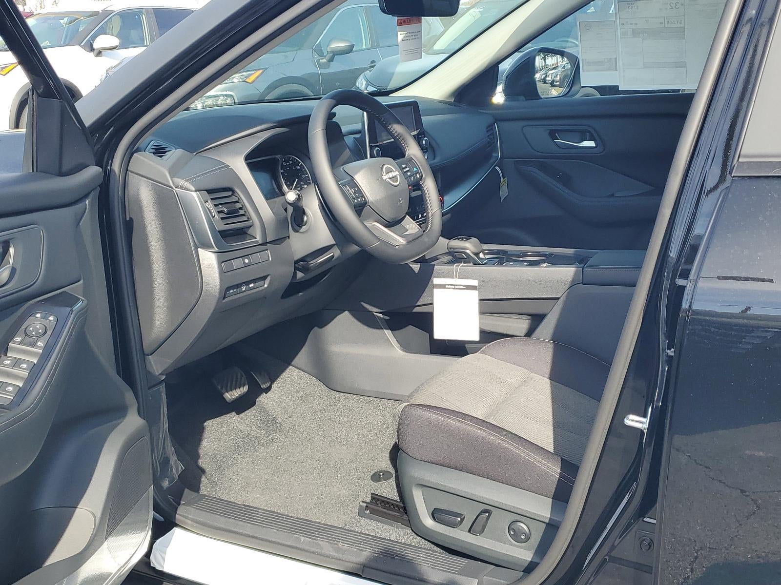 2026 Nissan Rogue 2026.5 FWD SV