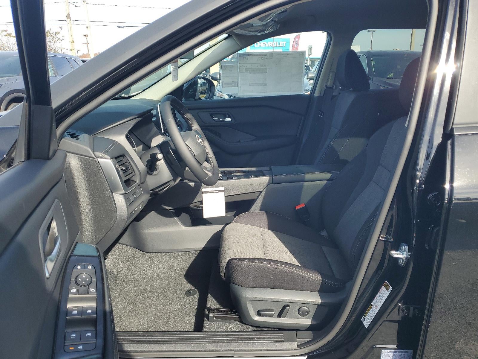 2026 Nissan Rogue 2026.5 FWD SV