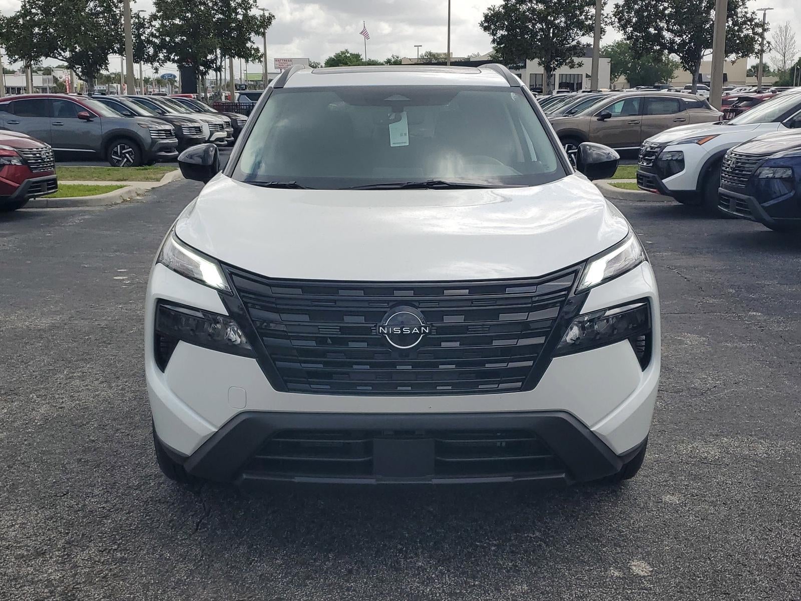 2026 Nissan Rogue 2026.5 FWD Dark Armor