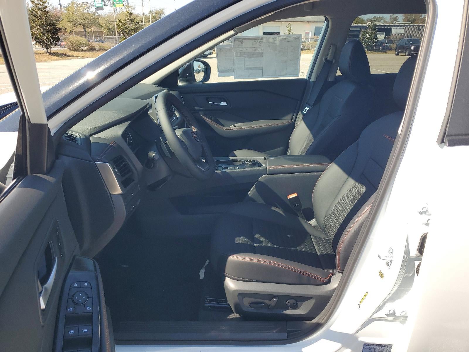 2026 Nissan Rogue 2026.5 AWD Rock Creek