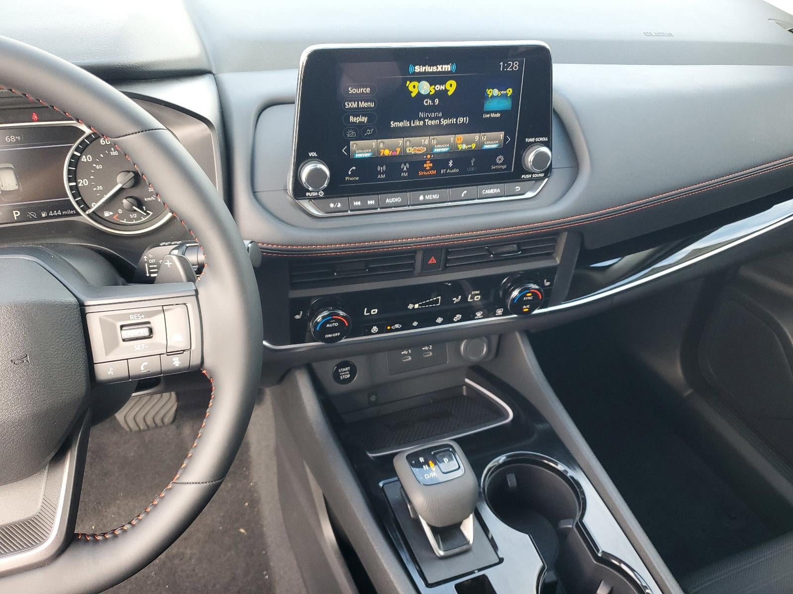 2026 Nissan Rogue 2026.5 AWD Rock Creek