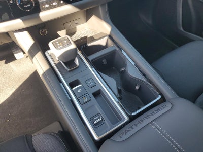 2025 Nissan Pathfinder SV 2WD