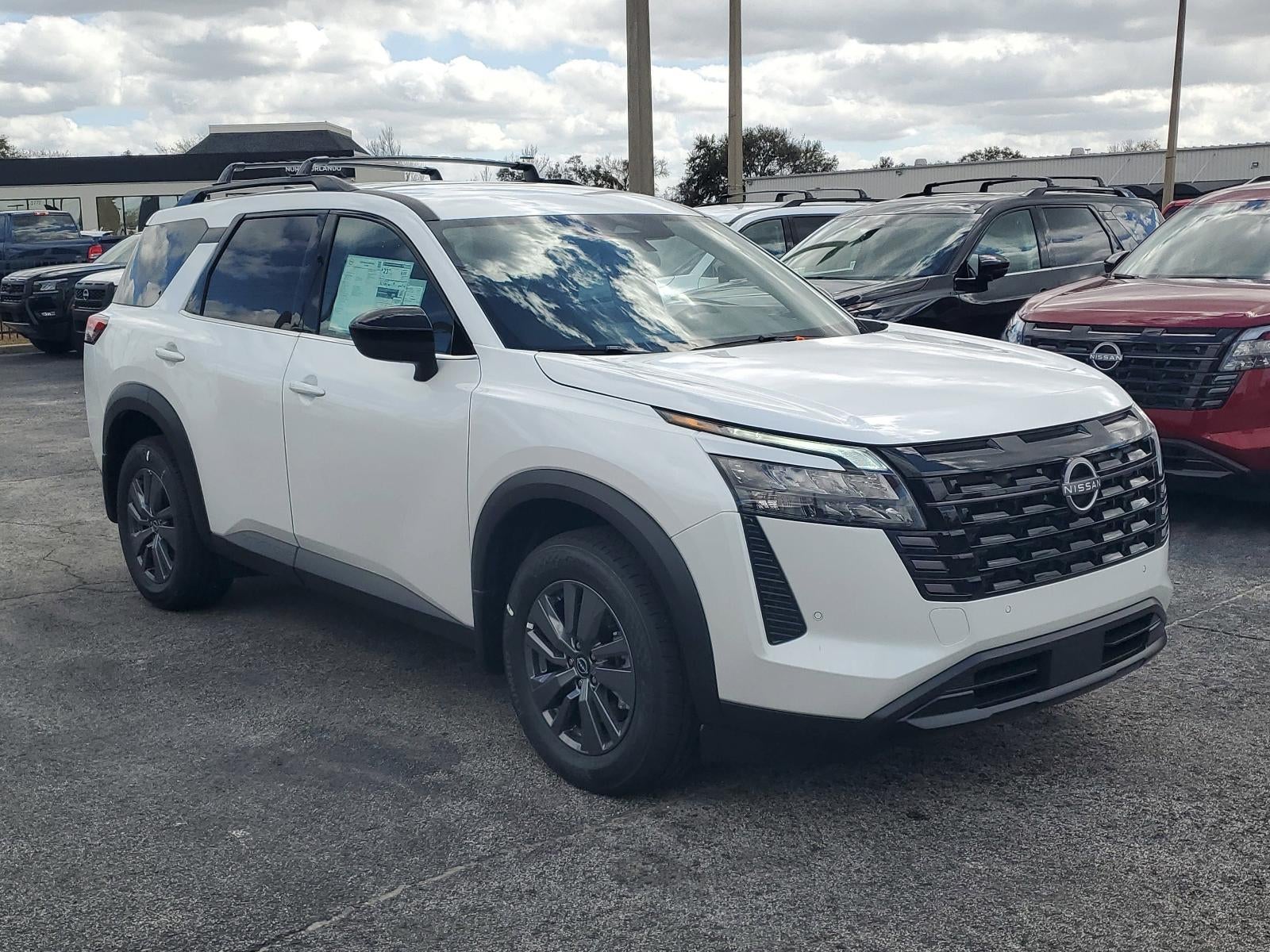 2026 Nissan Pathfinder SV 4WD