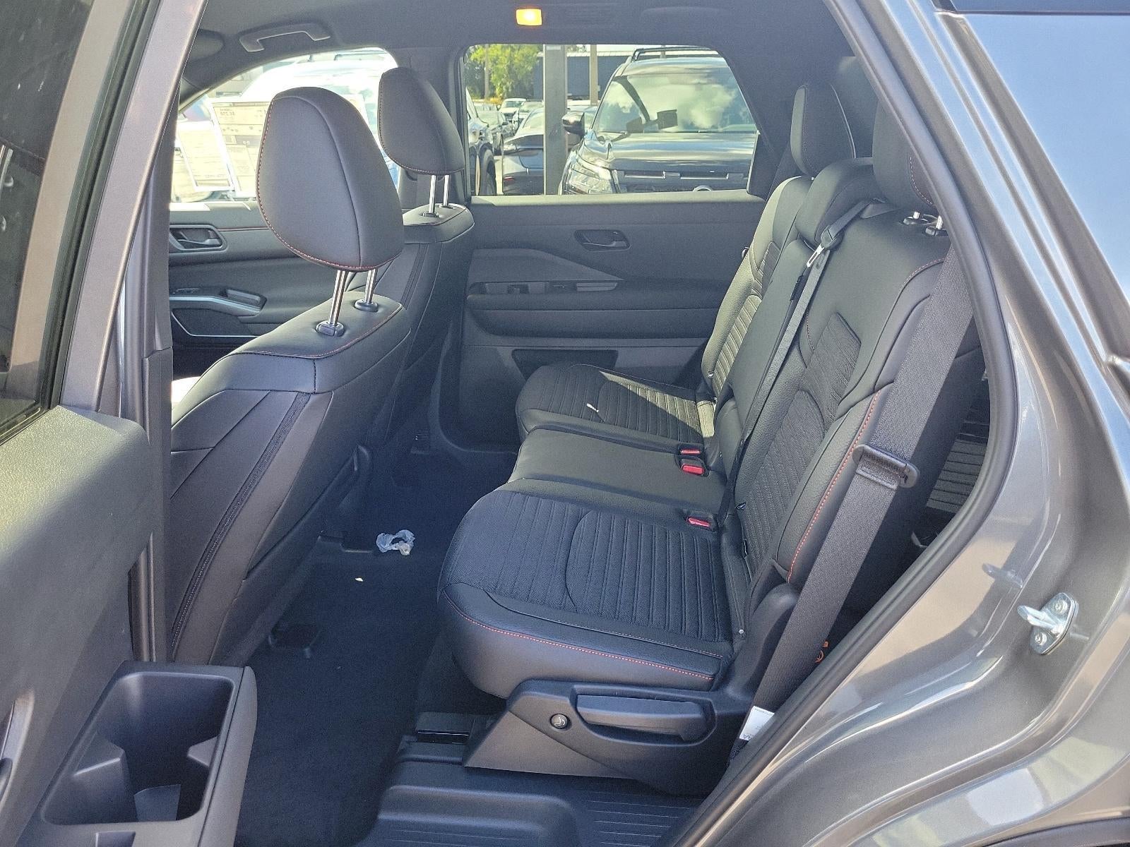 2026 Nissan Pathfinder Rock Creek 4WD