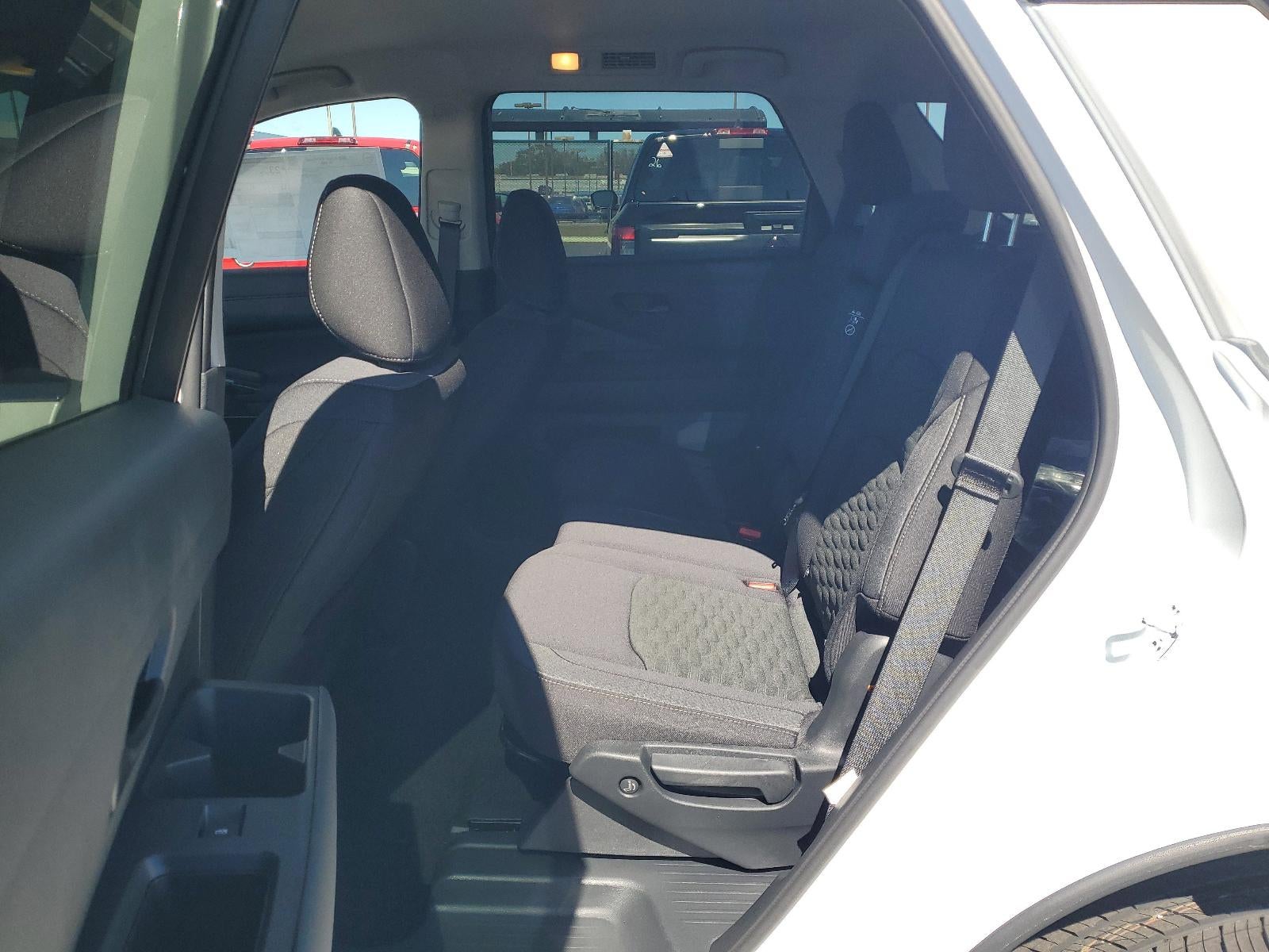 2026 Nissan Pathfinder SV 2WD