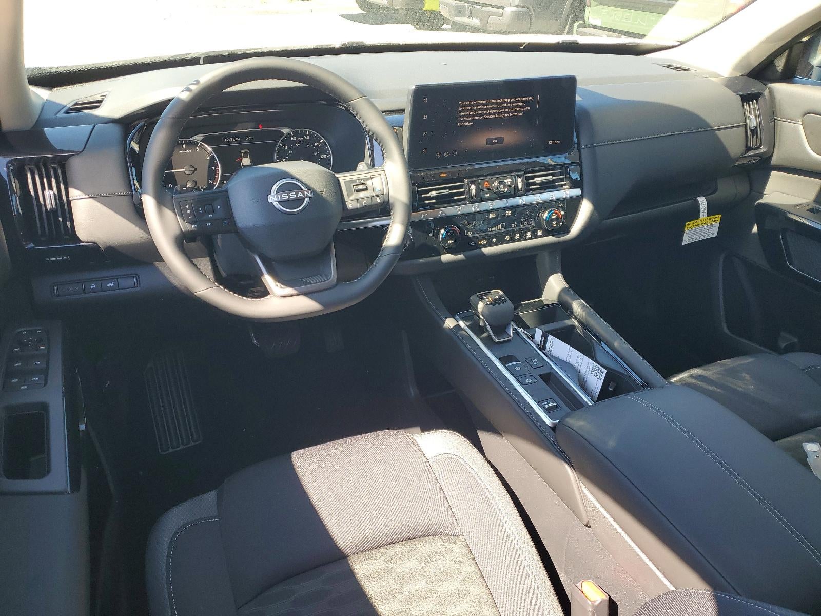 2026 Nissan Pathfinder SV 2WD