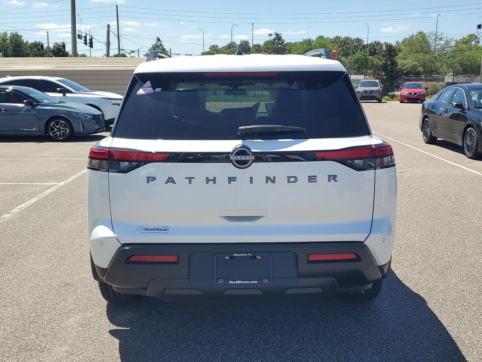 2026 Nissan Pathfinder SV 2WD