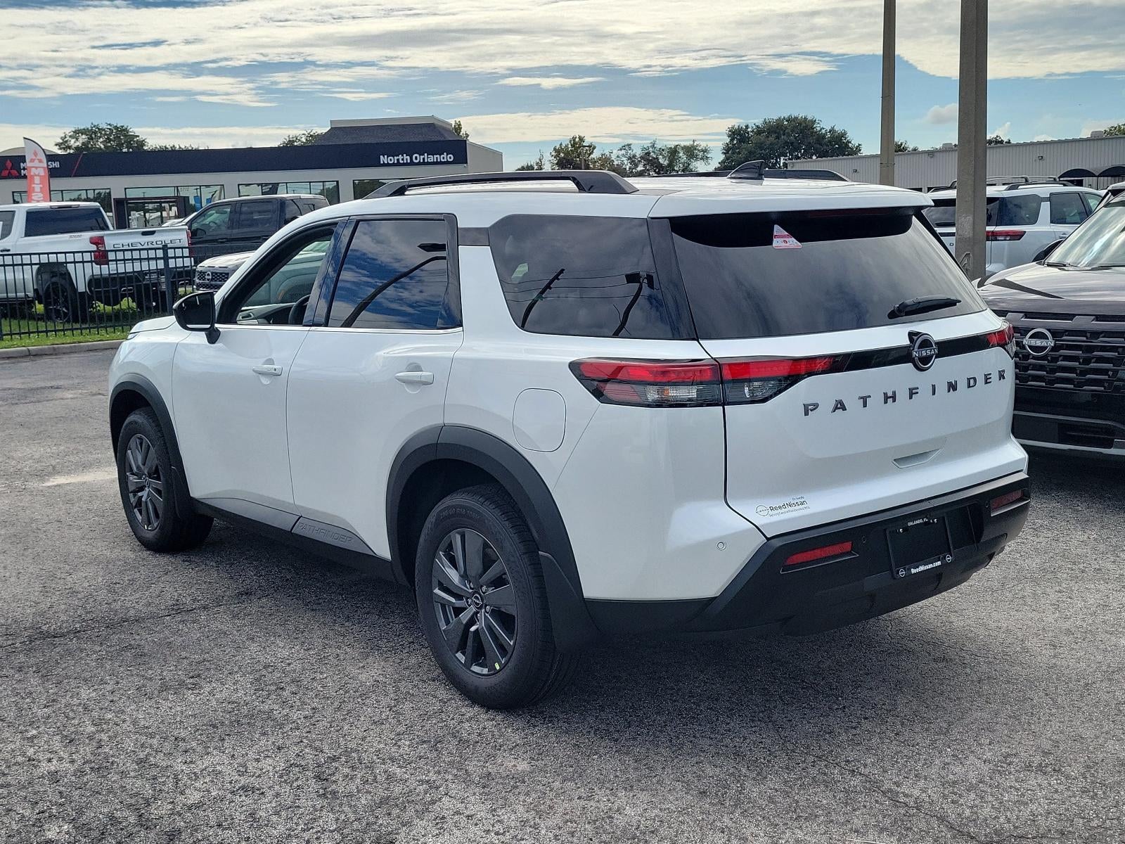 2026 Nissan Pathfinder SV 2WD