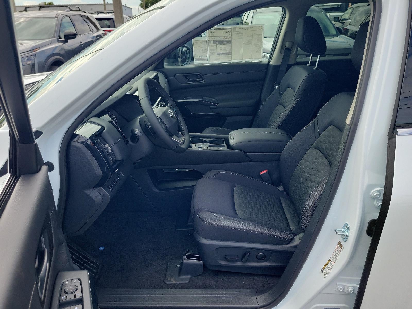 2026 Nissan Pathfinder SV 2WD