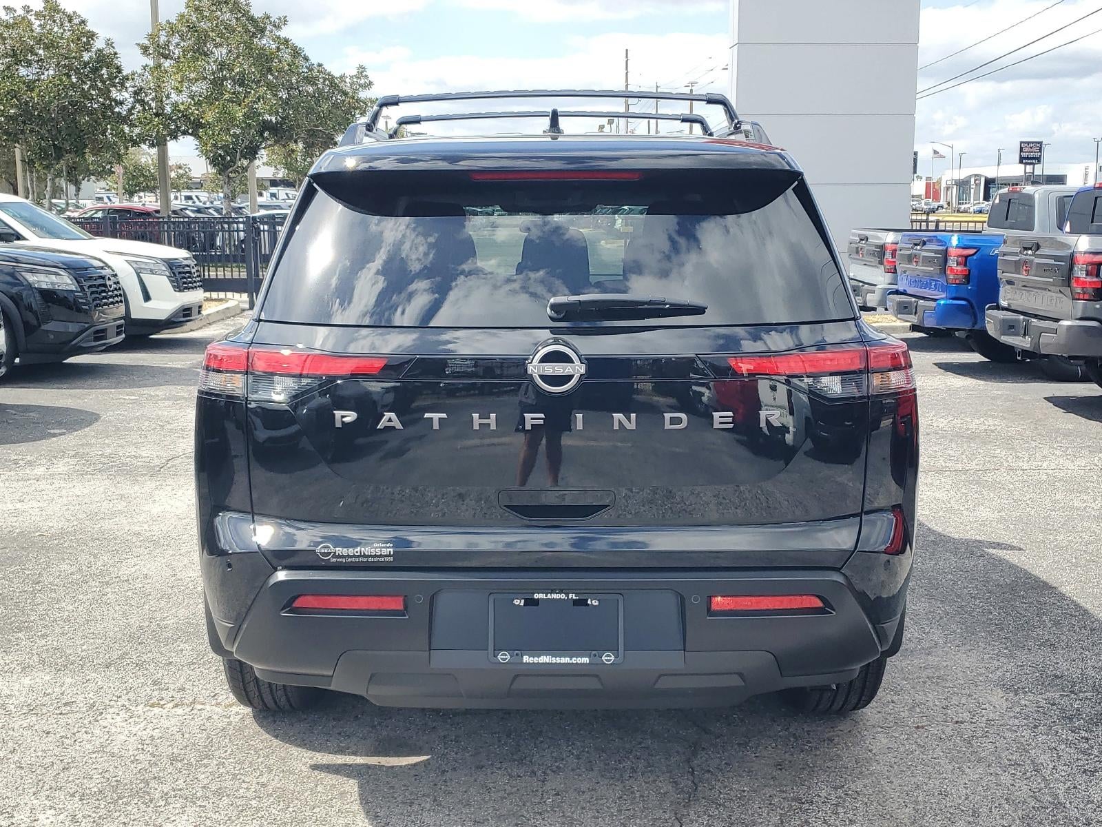2026 Nissan Pathfinder SV 2WD