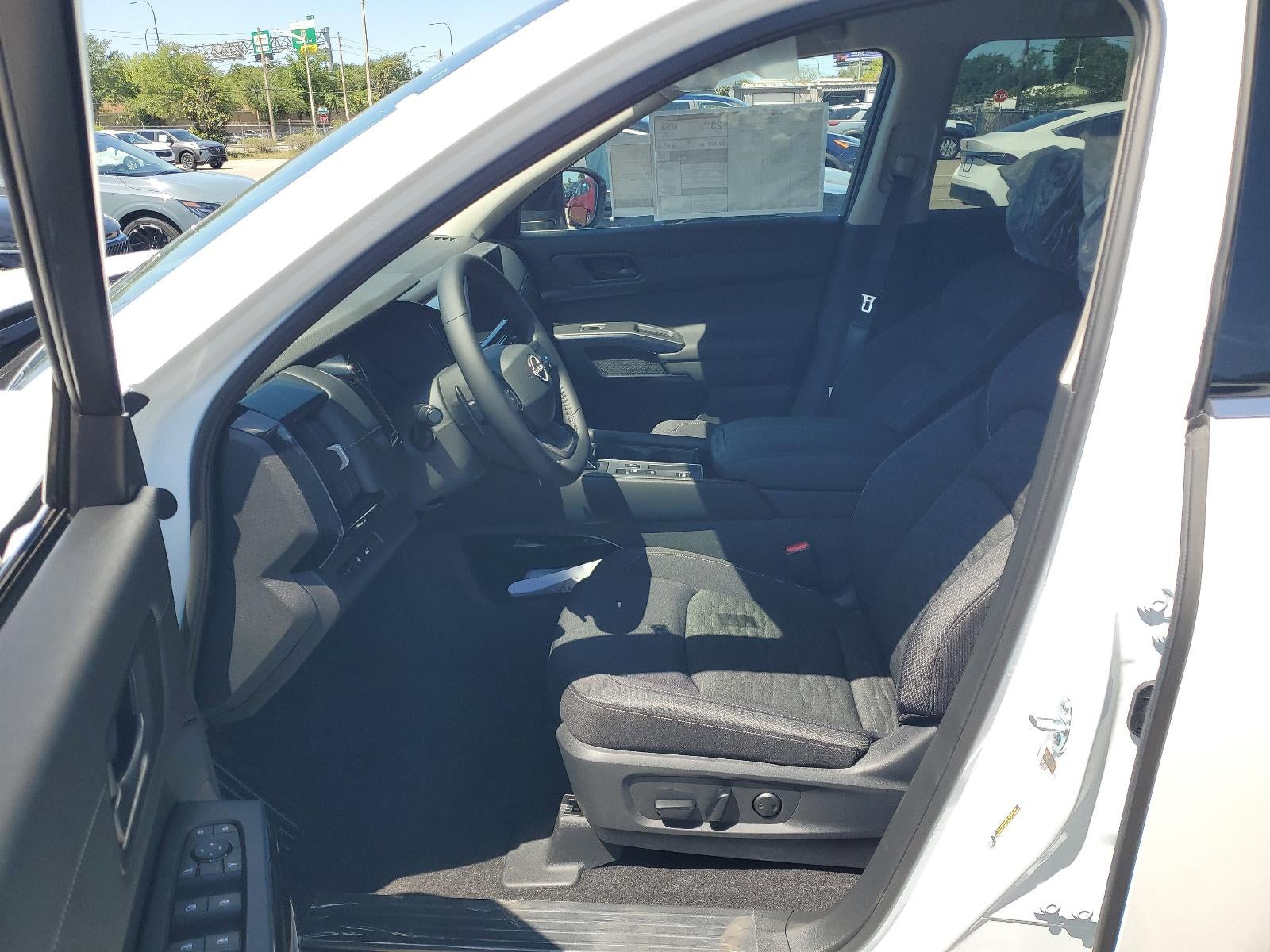 2026 Nissan Pathfinder SV 2WD