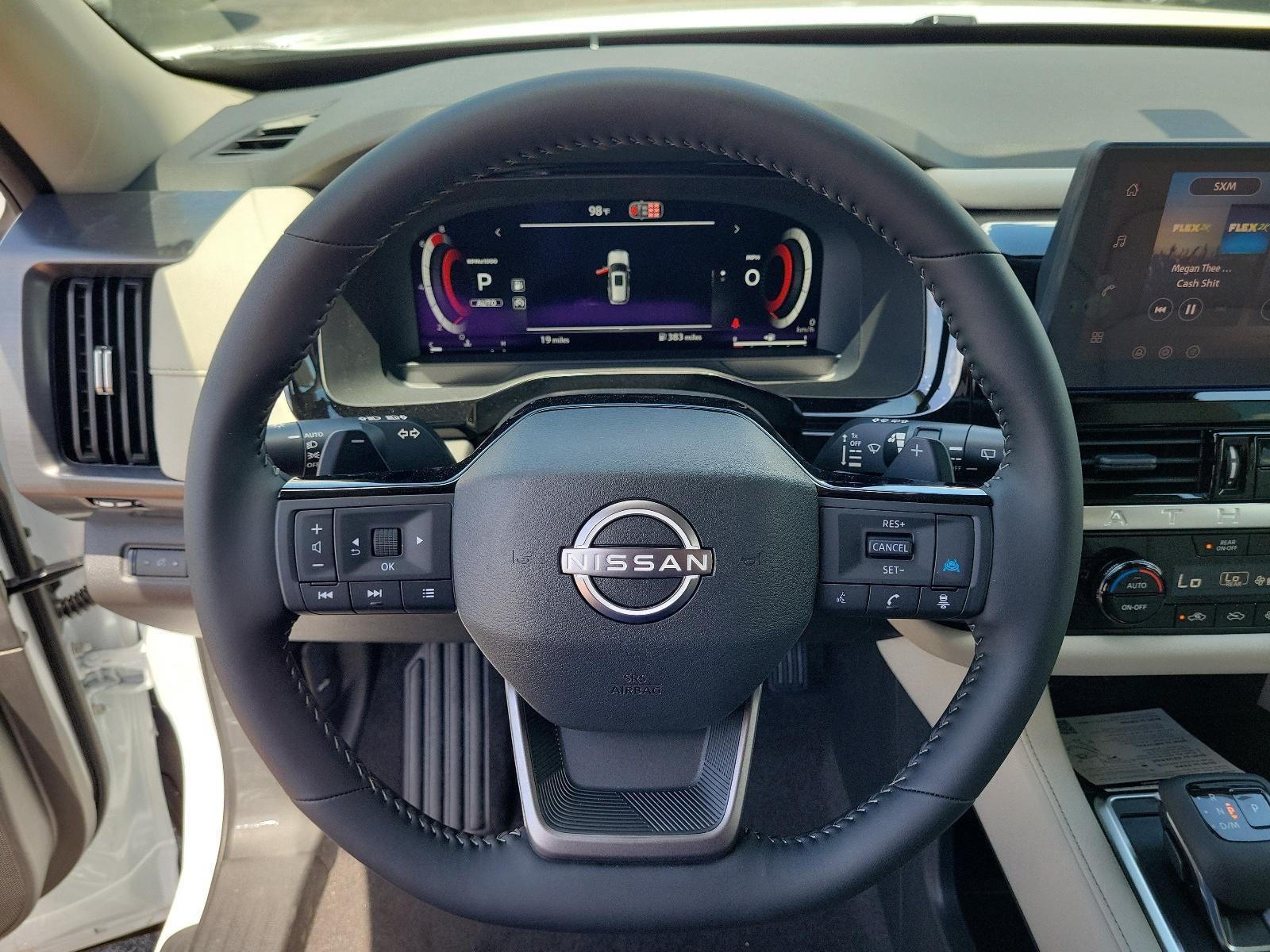2026 Nissan Pathfinder SL 4WD