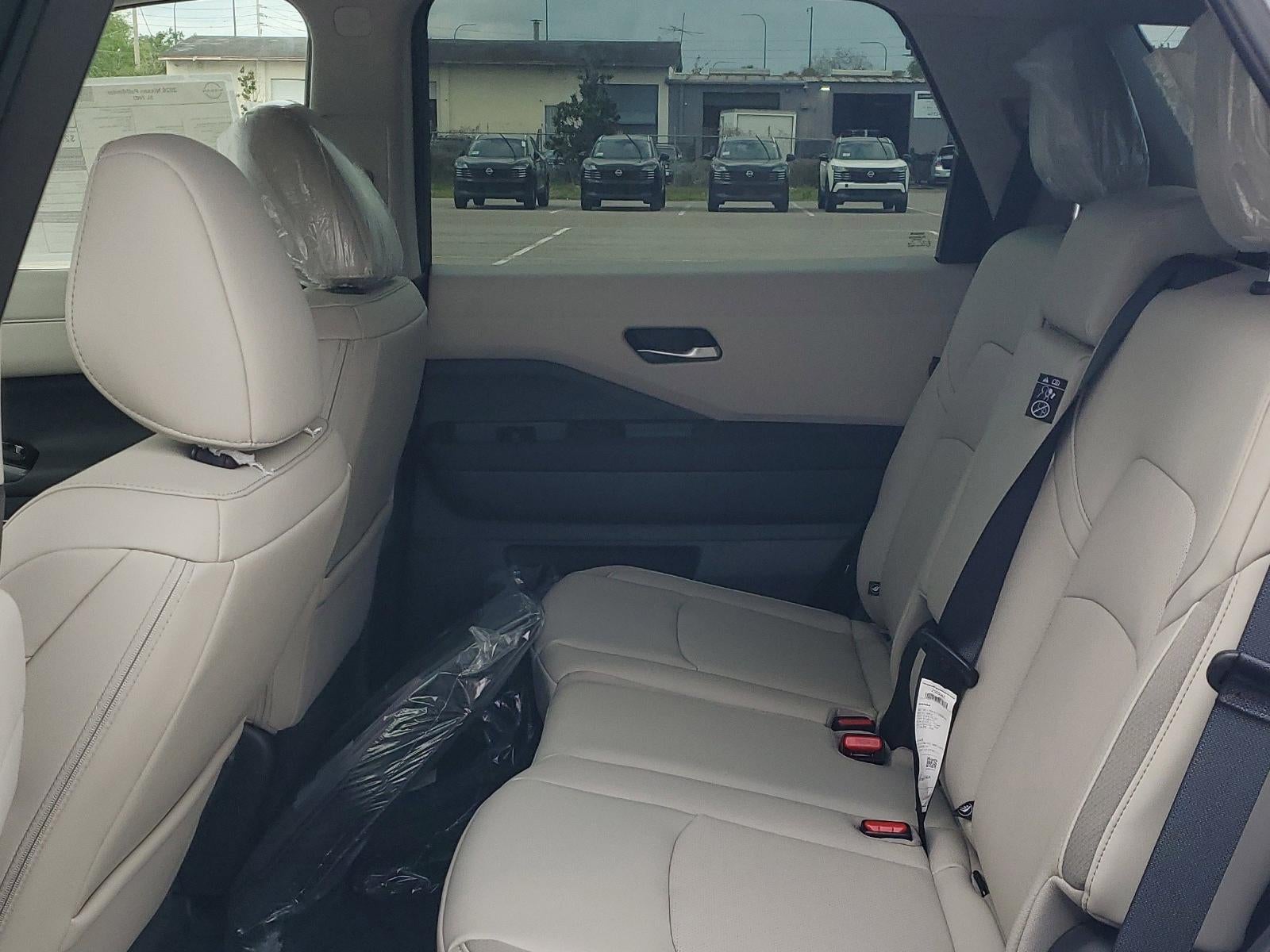 2026 Nissan Pathfinder SL 2WD