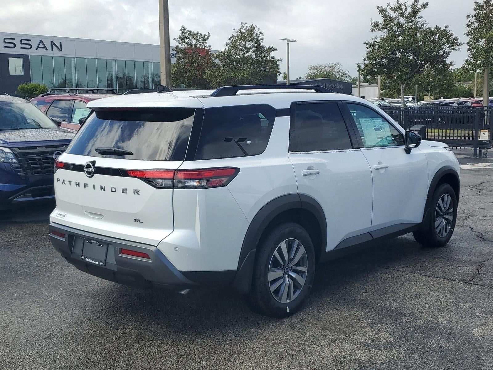 2026 Nissan Pathfinder SL 2WD