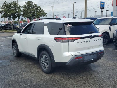 2026 Nissan Pathfinder SL 2WD