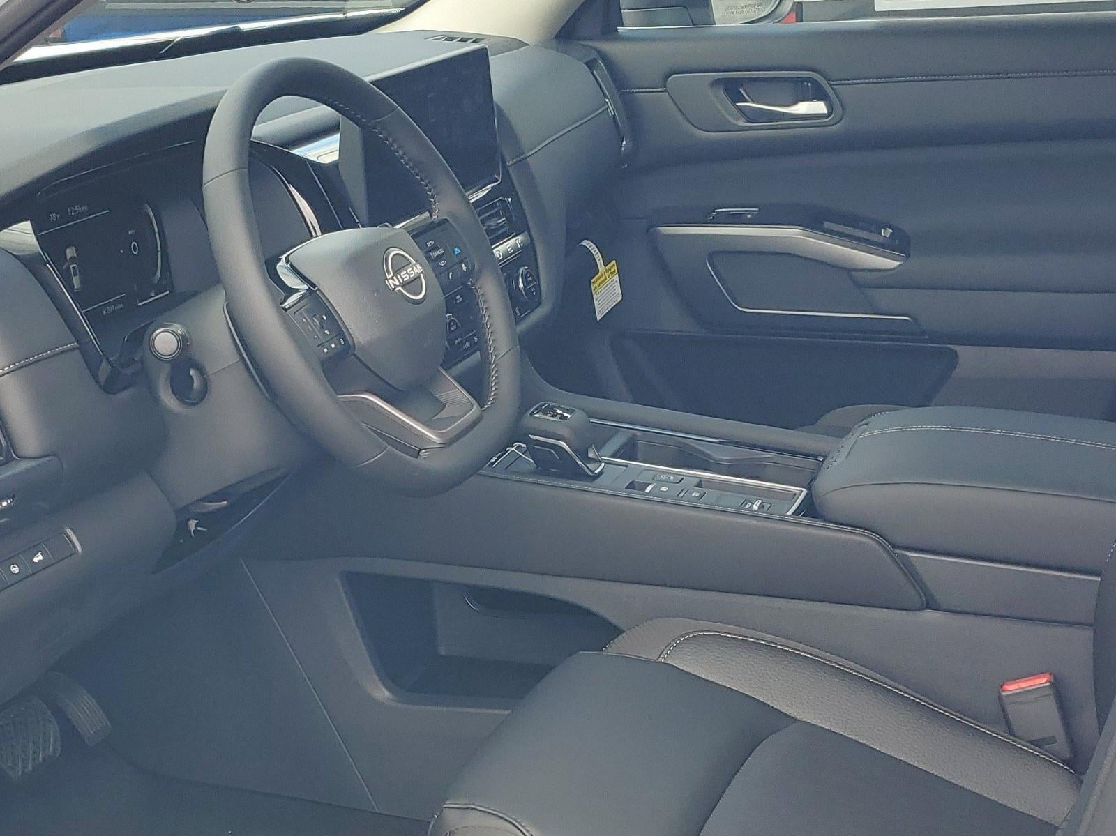 2026 Nissan Pathfinder SL 2WD