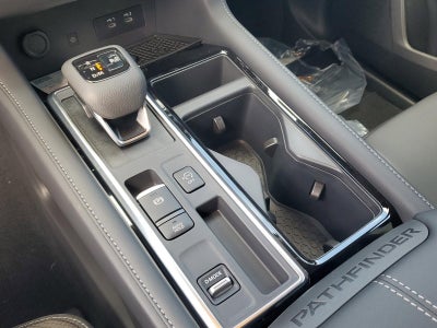 2026 Nissan Pathfinder SL 2WD