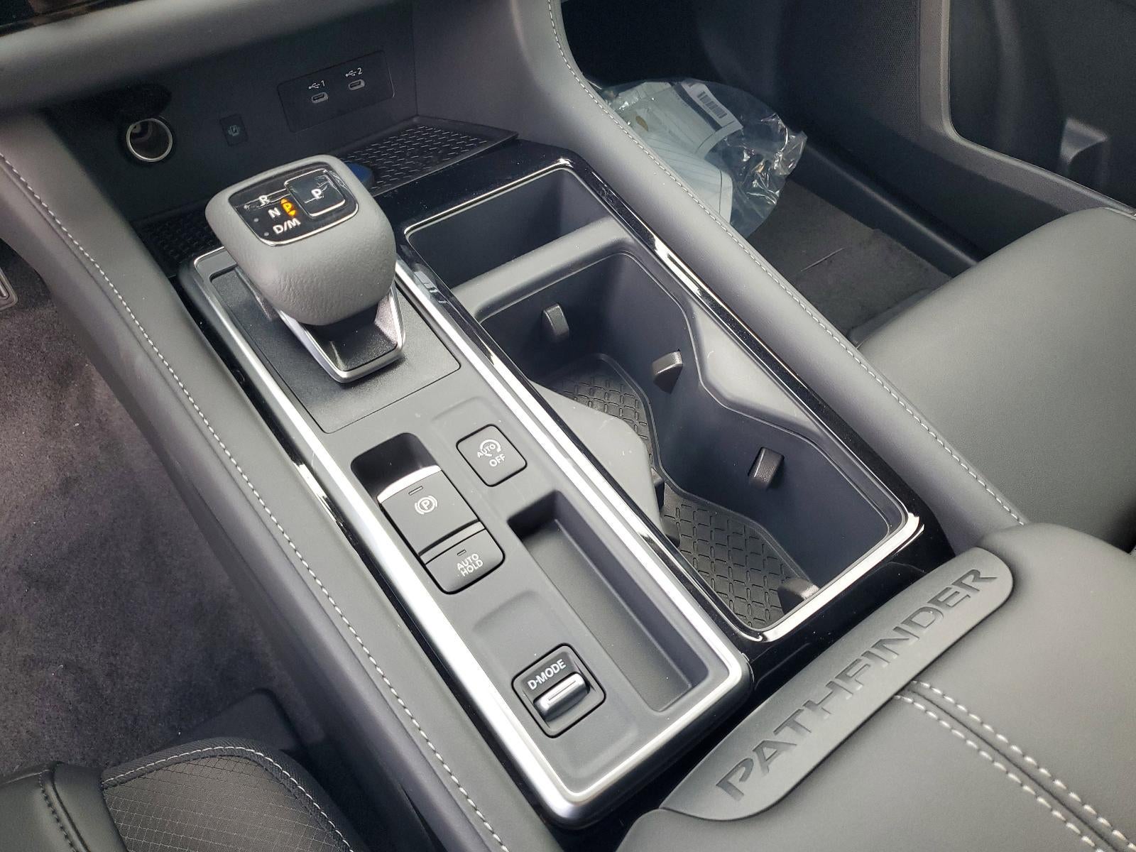 2026 Nissan Pathfinder SL 2WD