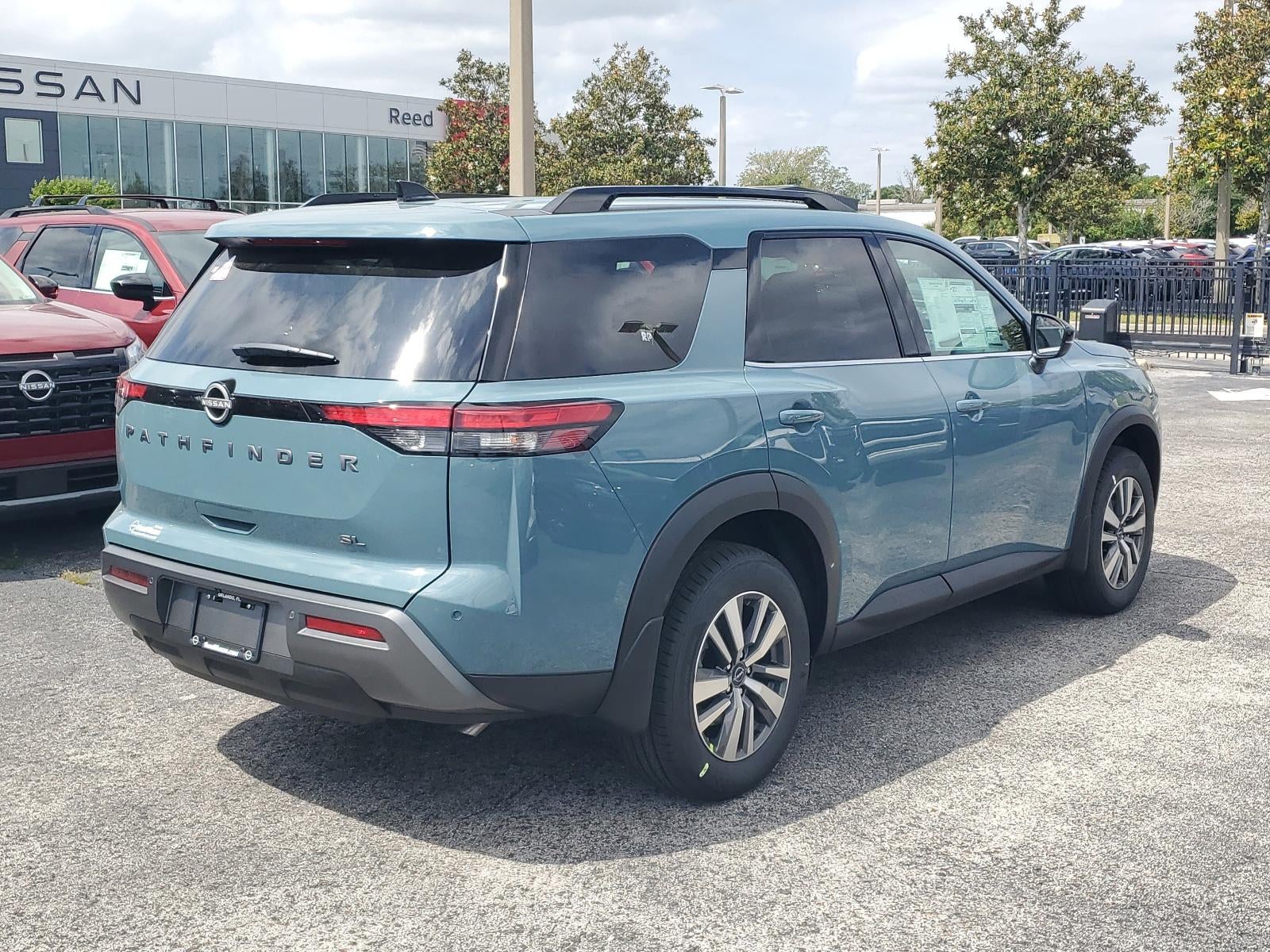 2026 Nissan Pathfinder SL 2WD