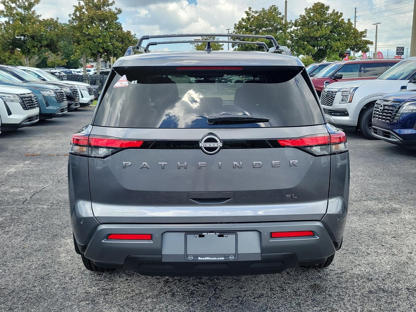 2026 Nissan Pathfinder SL 2WD