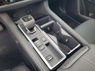 2026 Nissan Pathfinder SL 2WD