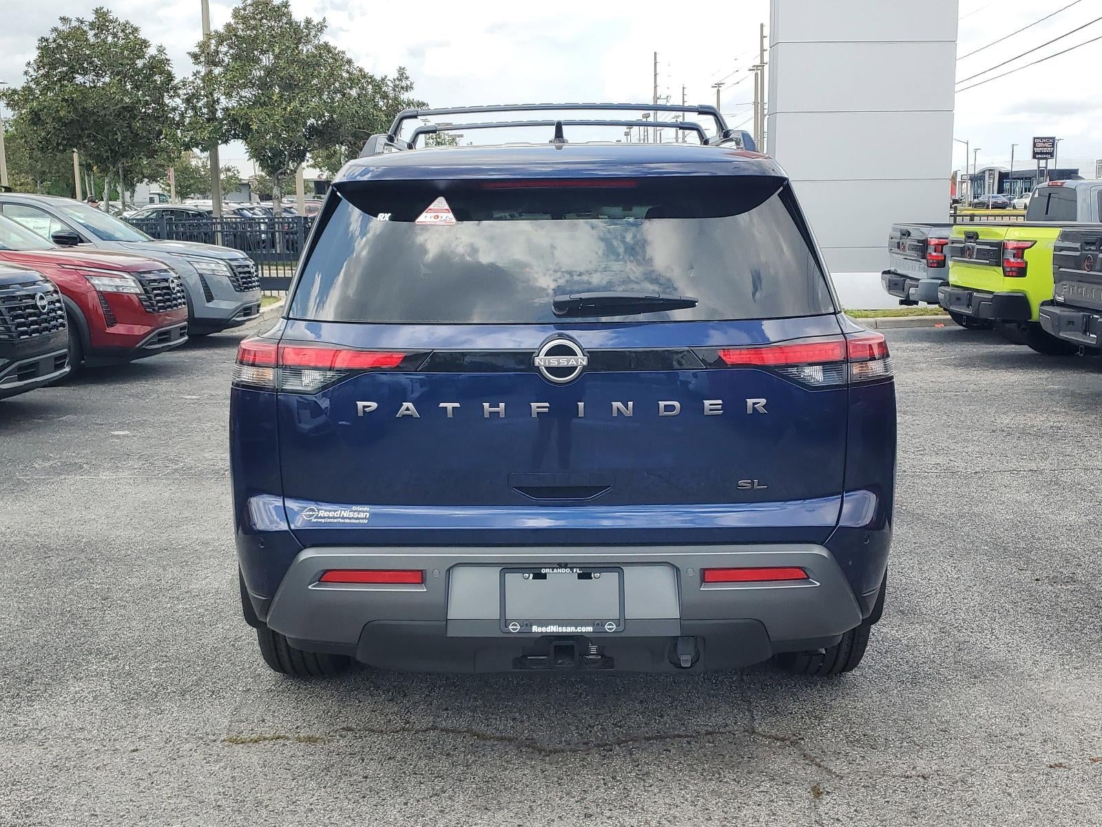 2026 Nissan Pathfinder SL 2WD