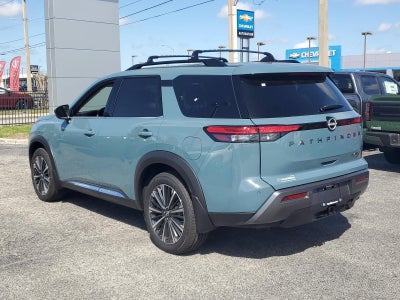 2026 Nissan Pathfinder Platinum 4WD