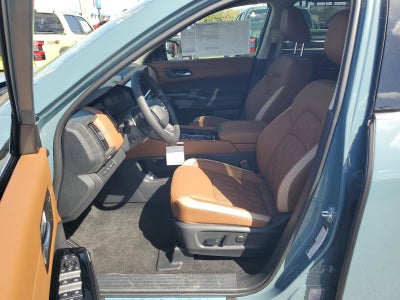 2026 Nissan Pathfinder Platinum 4WD