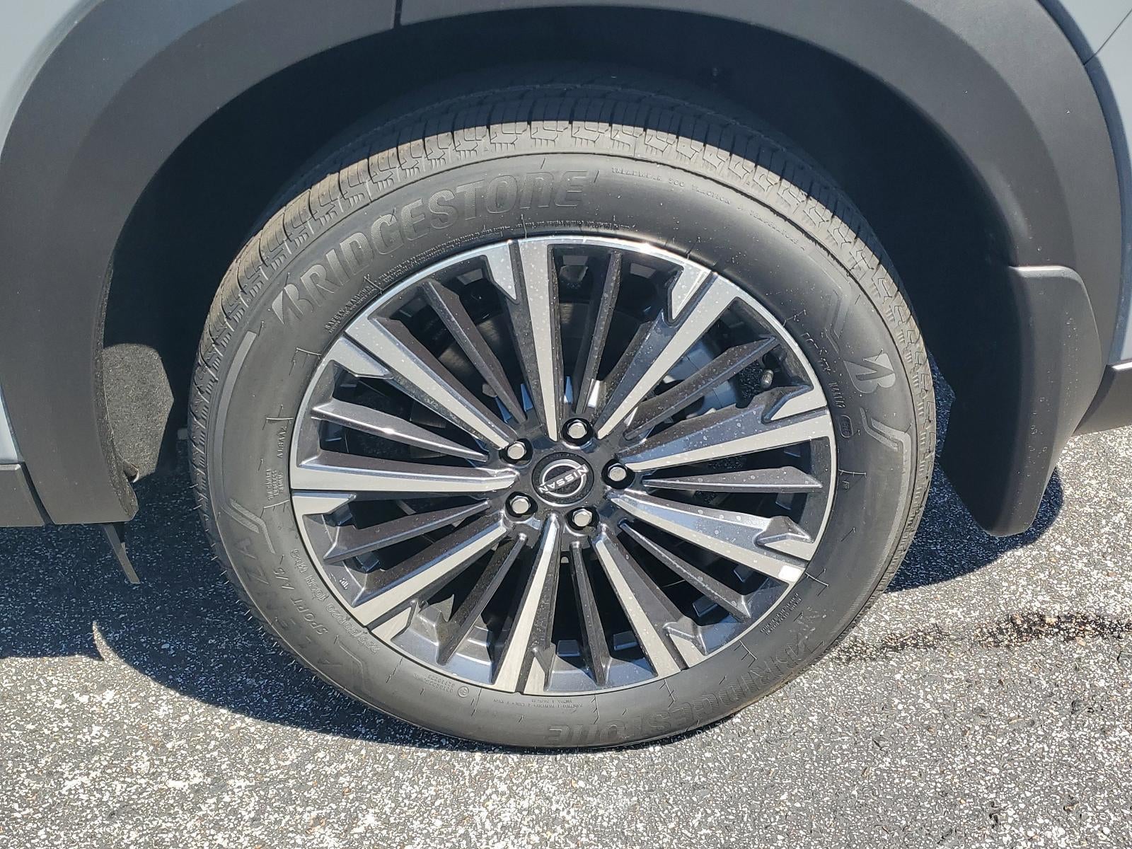 2026 Nissan Pathfinder Platinum 2WD