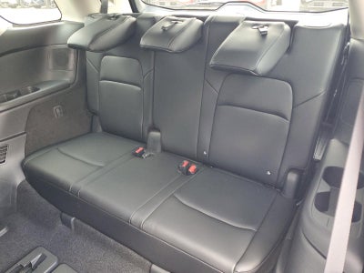 2026 Nissan Pathfinder Platinum 2WD